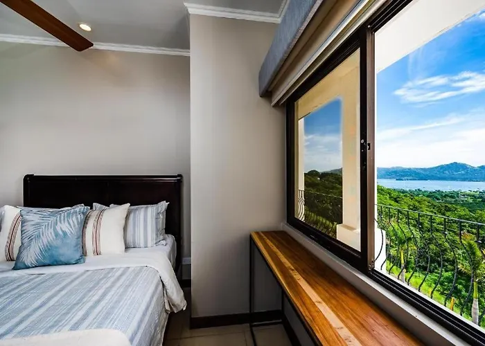 Ferienhaus Stylish Oceanview With Quick Access Modern Design & Spacious Balcony *
