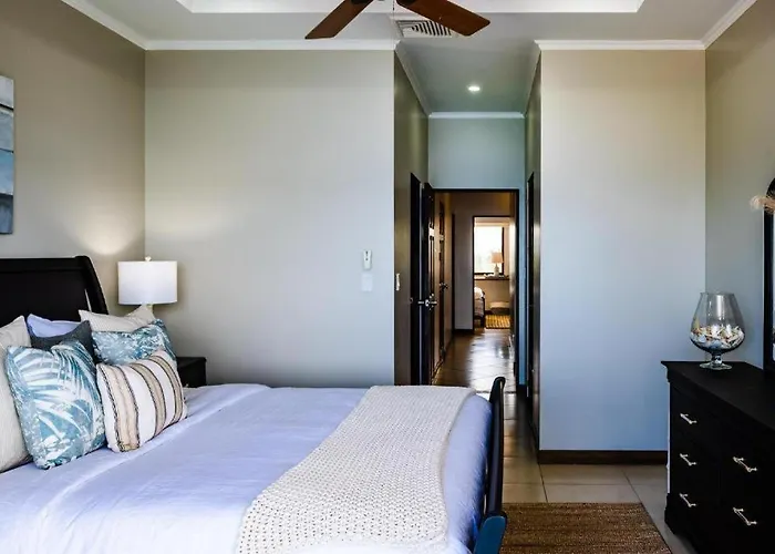 Ferienhaus Stylish Oceanview With Quick Access Modern Design & Spacious Balcony *